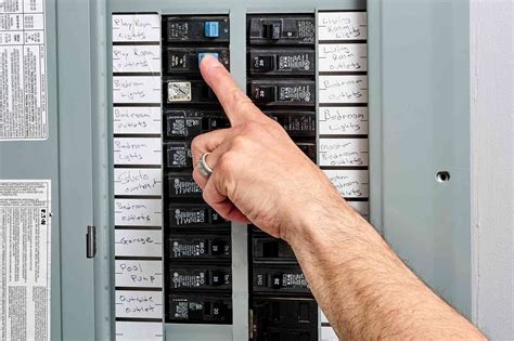 turn off power at fuse box